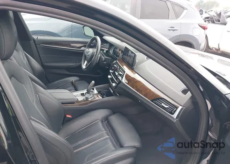 2018 BMW 530E xDrive Iperformance z USA, uszkodzony, nr VIN WBAJB1C59JB084334